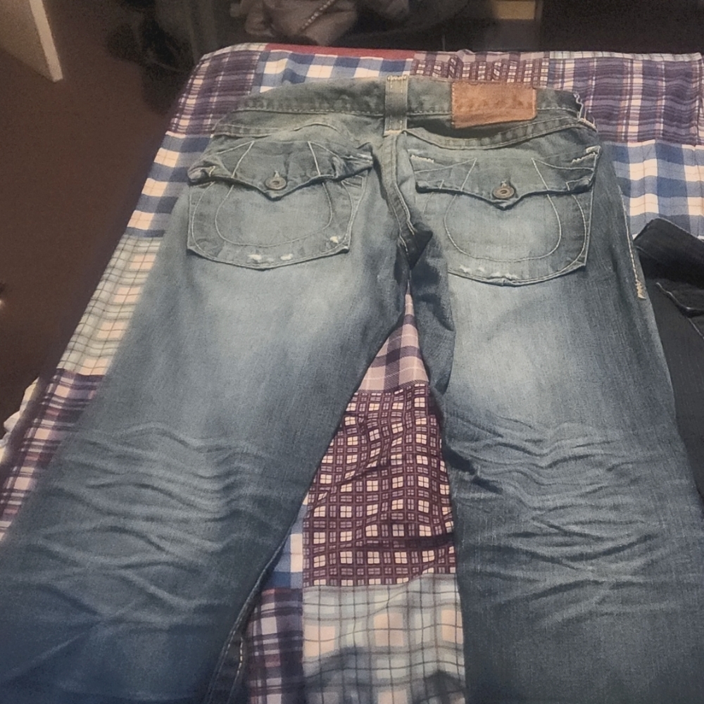 3 pair of true religion jeans